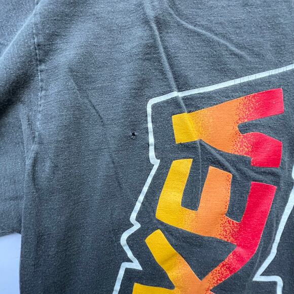 Vintage Mickey Mouse Basketball Hip Hop Faded T Shirt Disney Mickey Unlimited - Picture 12 of 13